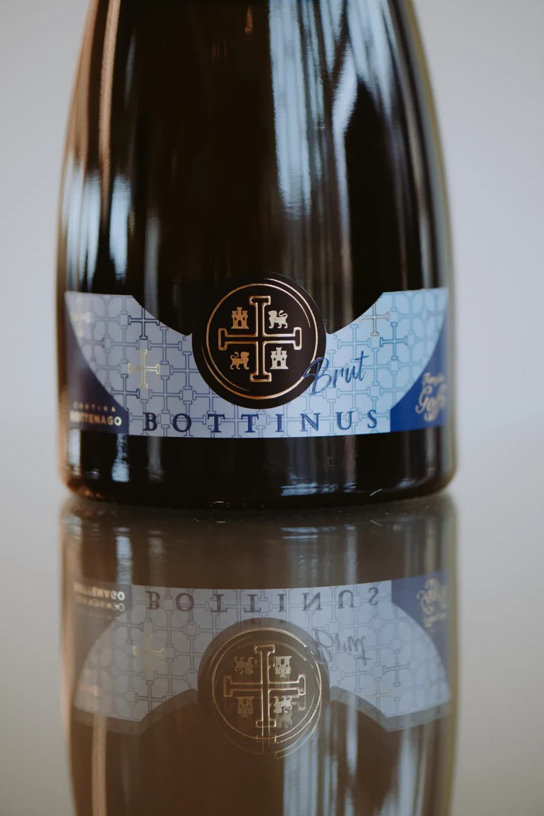 Eine Flasche Bottinus Brut